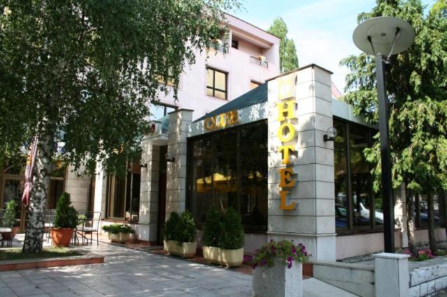 Hotel Dinara Livno Ngoại thất bức ảnh